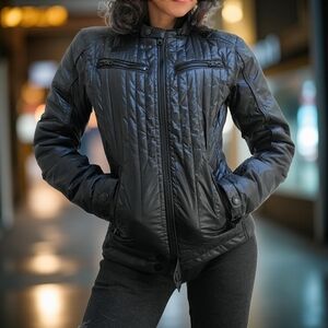 The North Face Black Fitted Quilted Puffer Moto Style Jacket Size S Excellent!